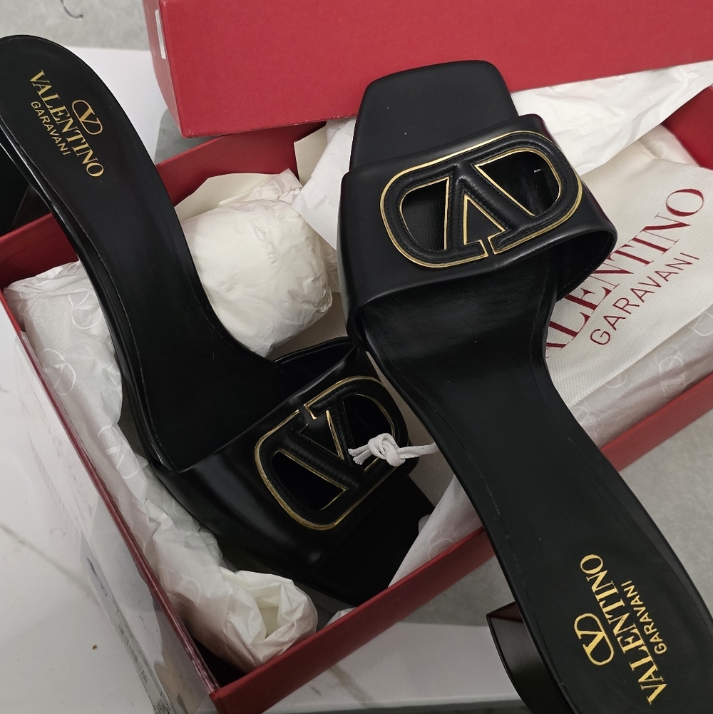 Valentino Garavani Black Slide Sandals
